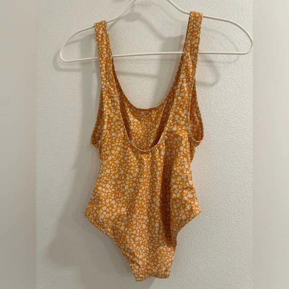 Stone fox one piece - Picture 3 of 4